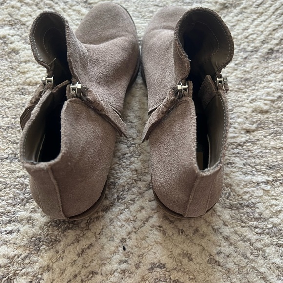 Dolce Vida tan boots - Picture 2 of 4